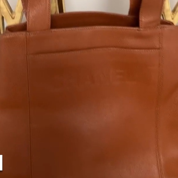 Logo Tote - Picture 4 of 15